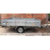 Flatbed trailer with braking system